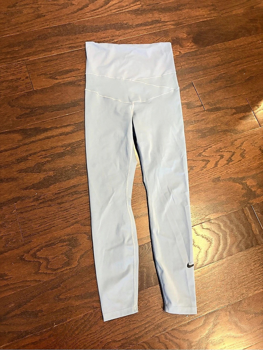Nike Dri-FIT Women's Gray Leggings Medium